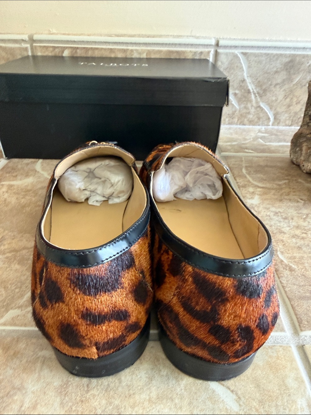 Leopard print loafers - Picture 8 of 11
